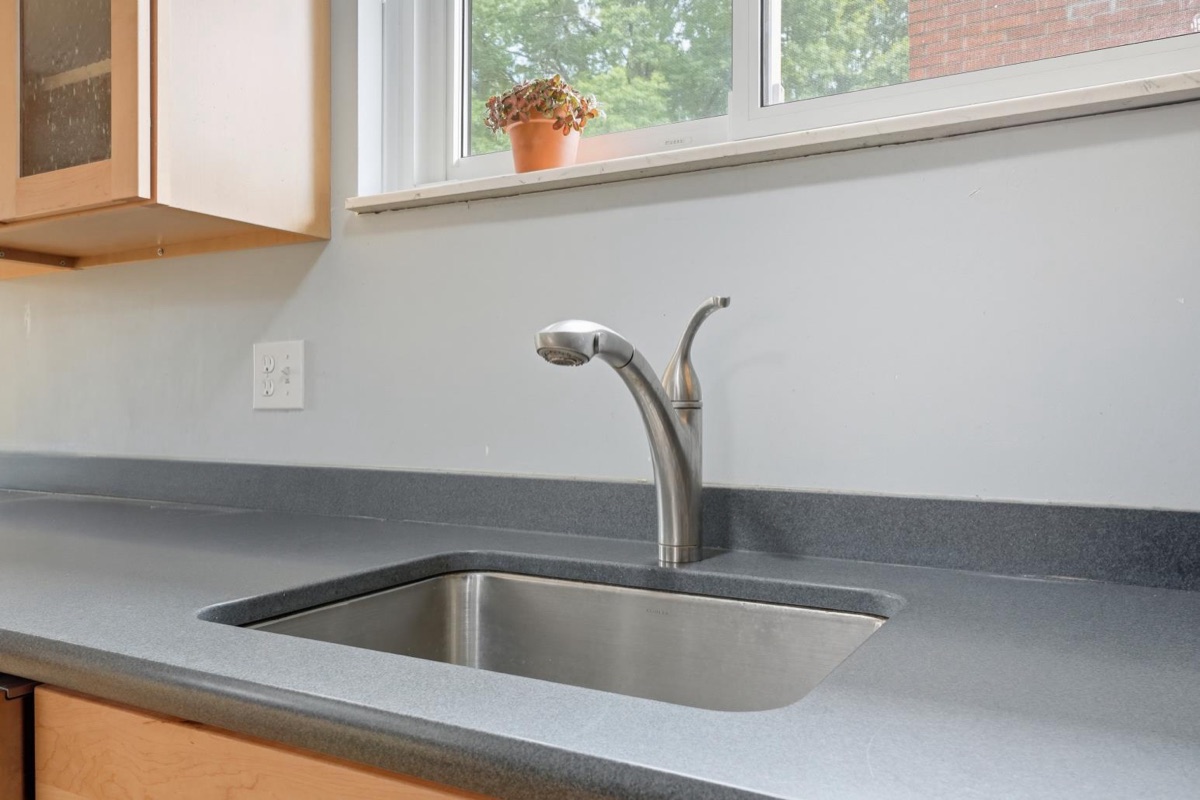Listing photo 23 — Livonia, MI