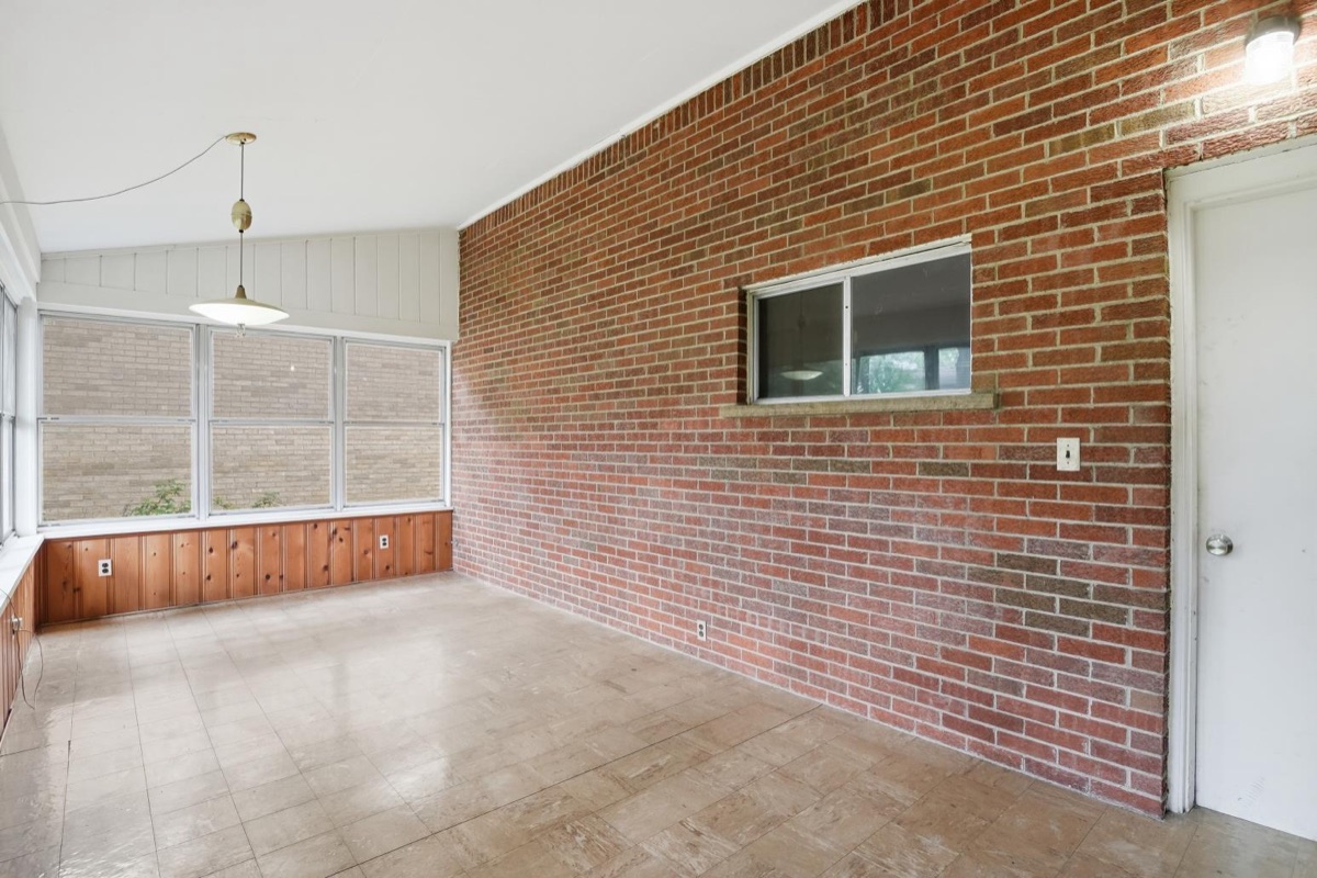 Listing photo 26 — Livonia, MI