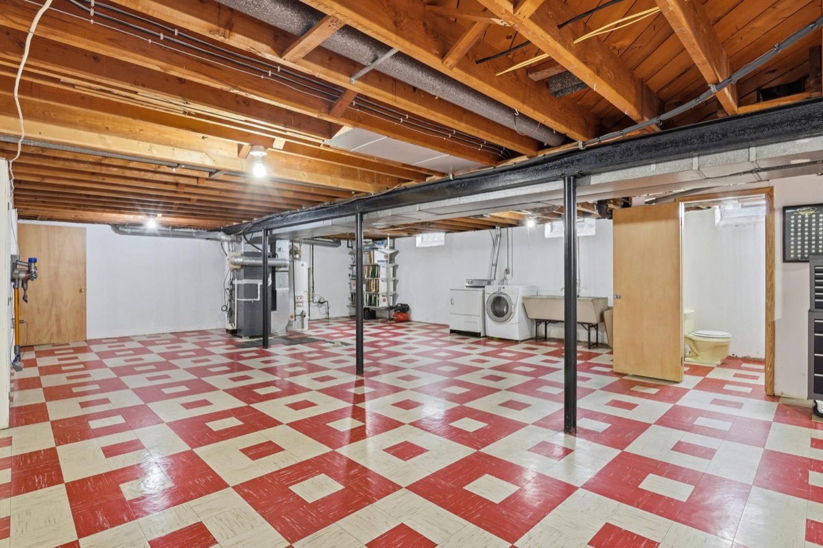 Listing photo 40 — Livonia, MI