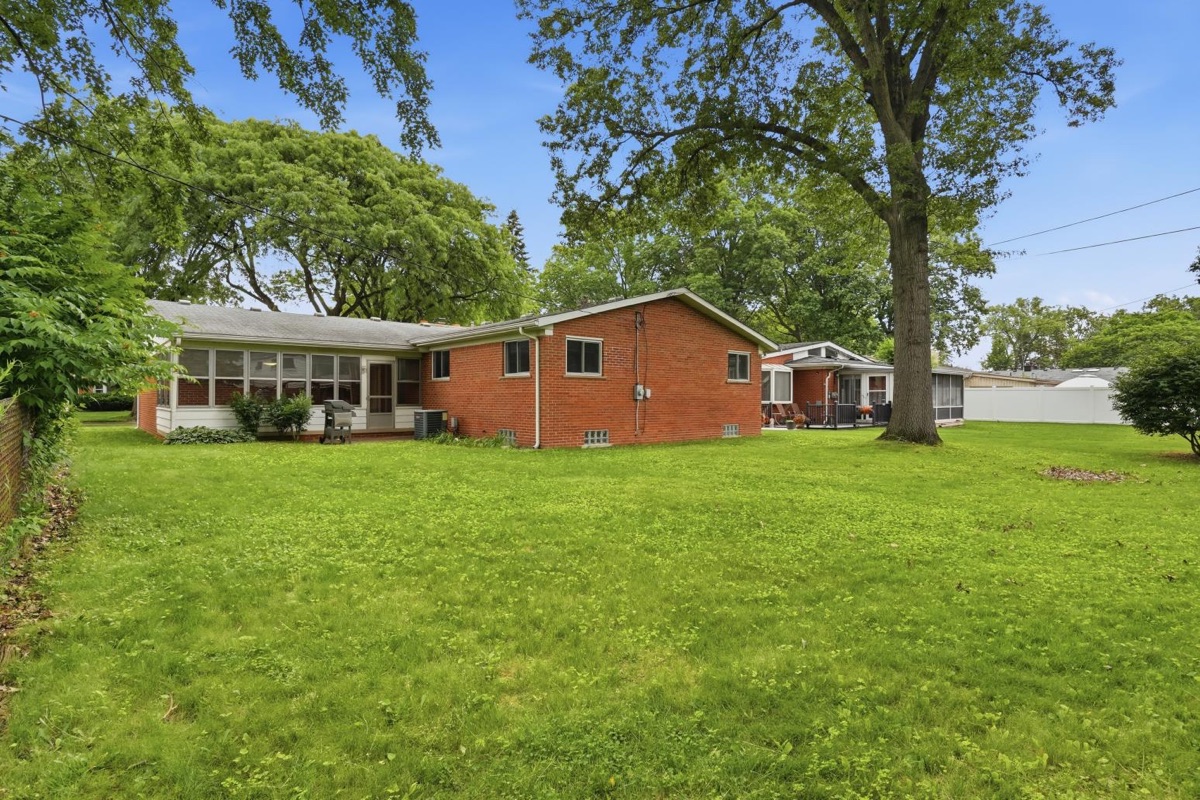 Listing photo 48 — Livonia, MI