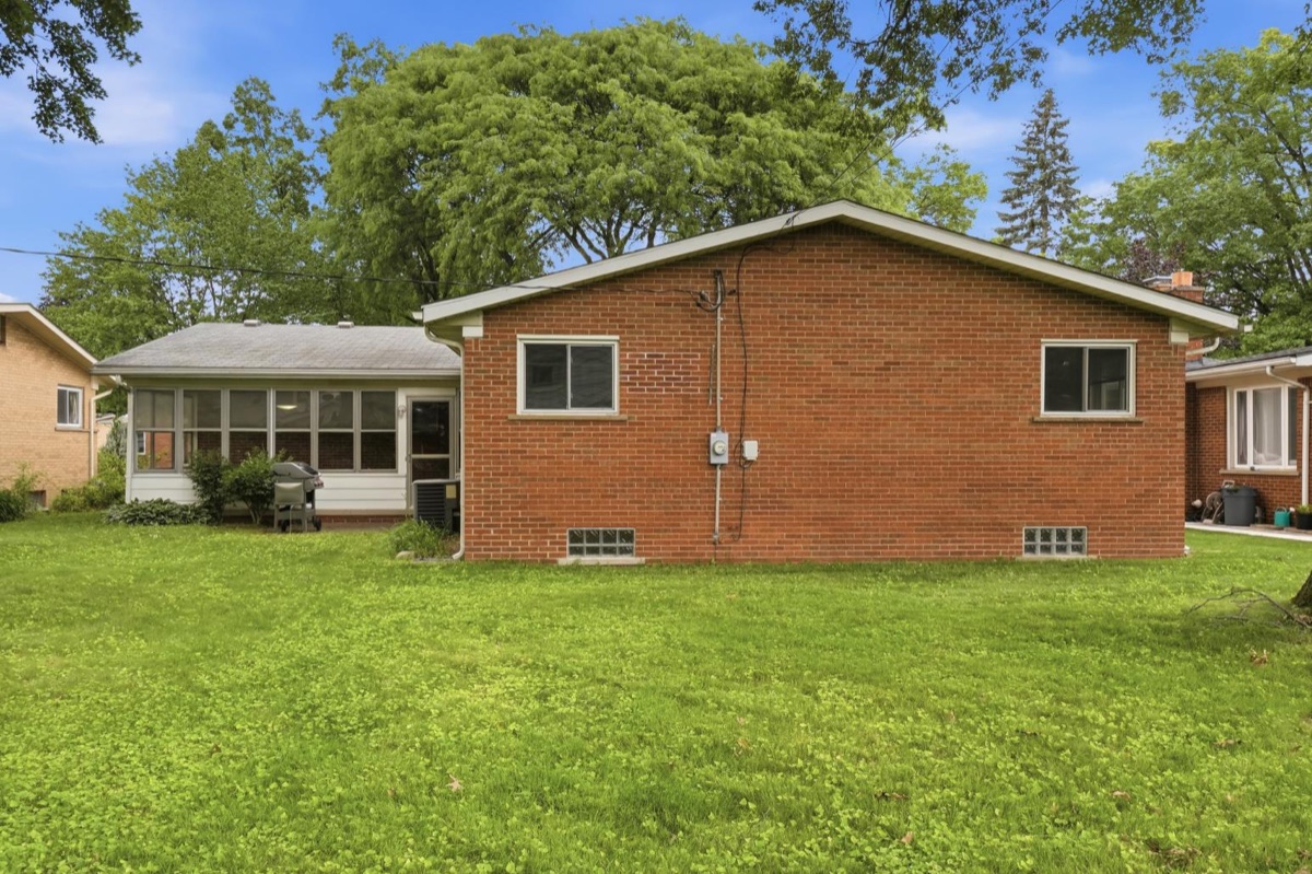 Listing photo 49 — Livonia, MI