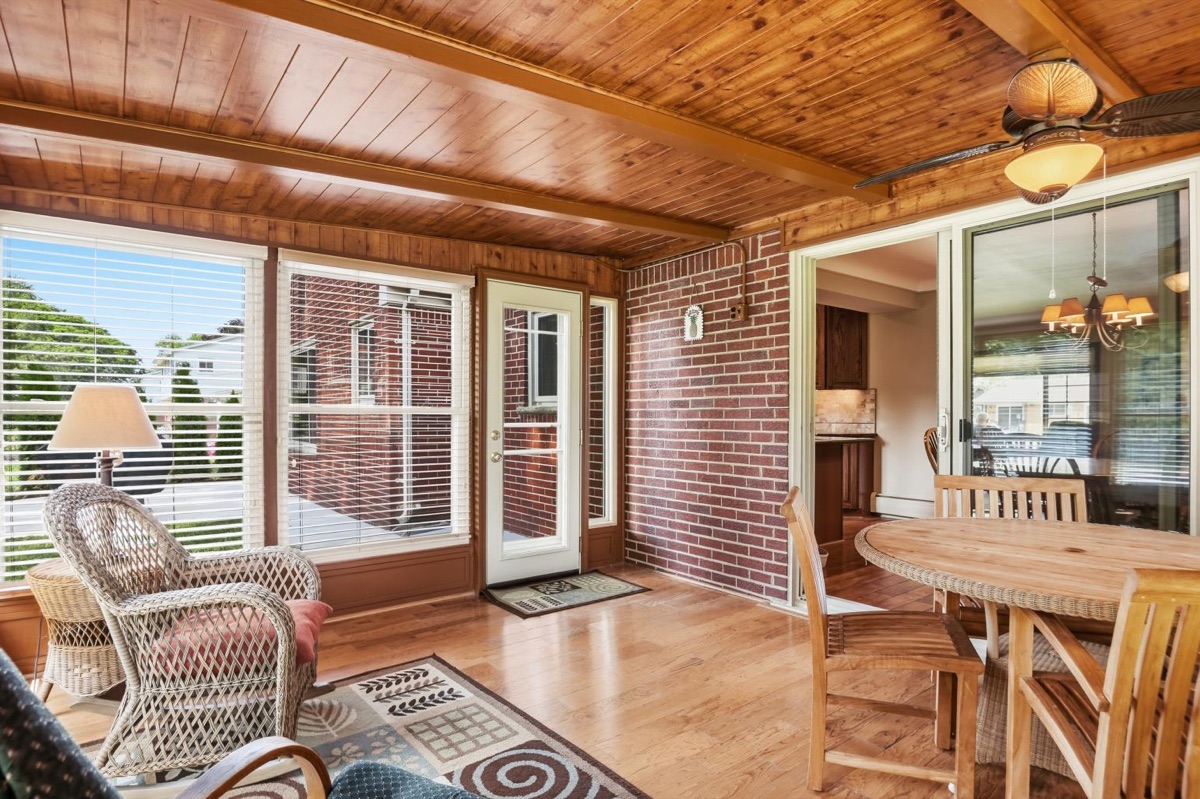 Listing photo 27 — Livonia, MI