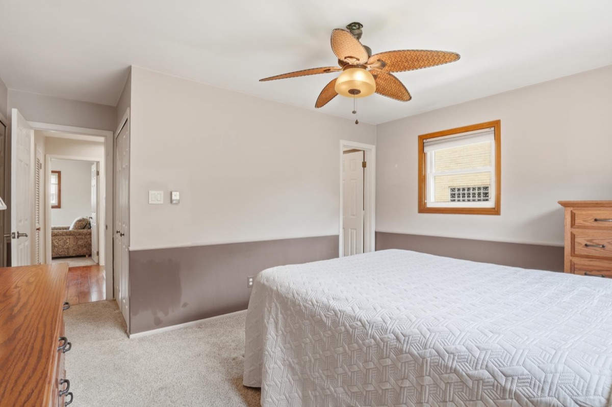 Listing photo 38 — Livonia, MI