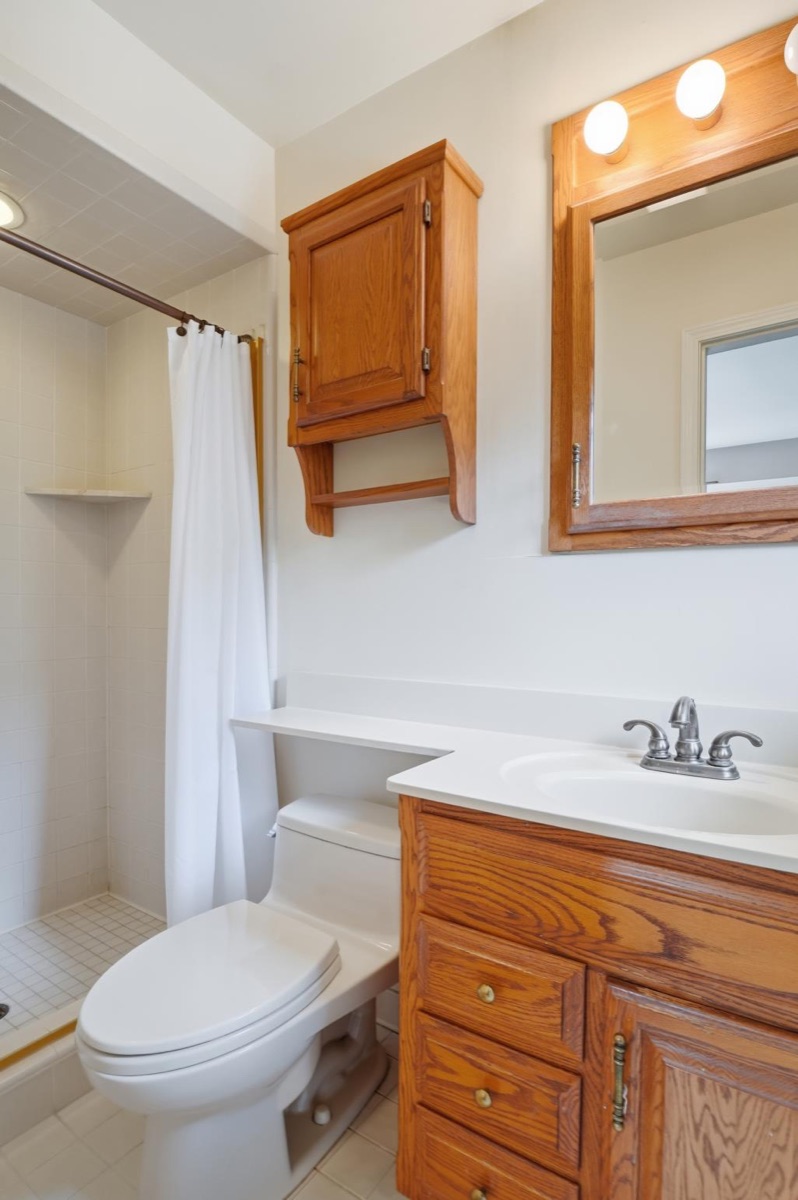 Listing photo 41 — Livonia, MI