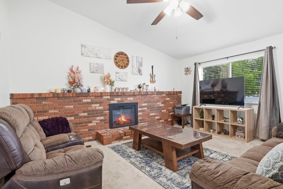 Listing photo 19 — Livonia, MI