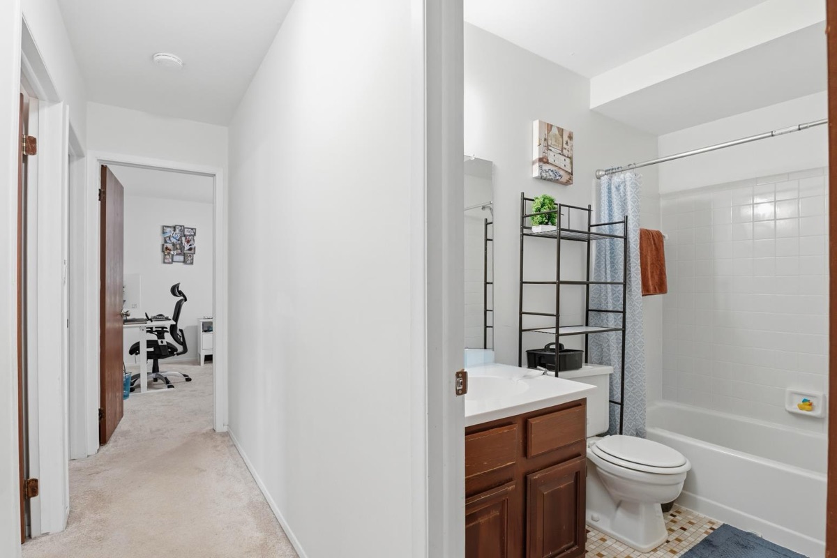 Listing photo 23 — Livonia, MI
