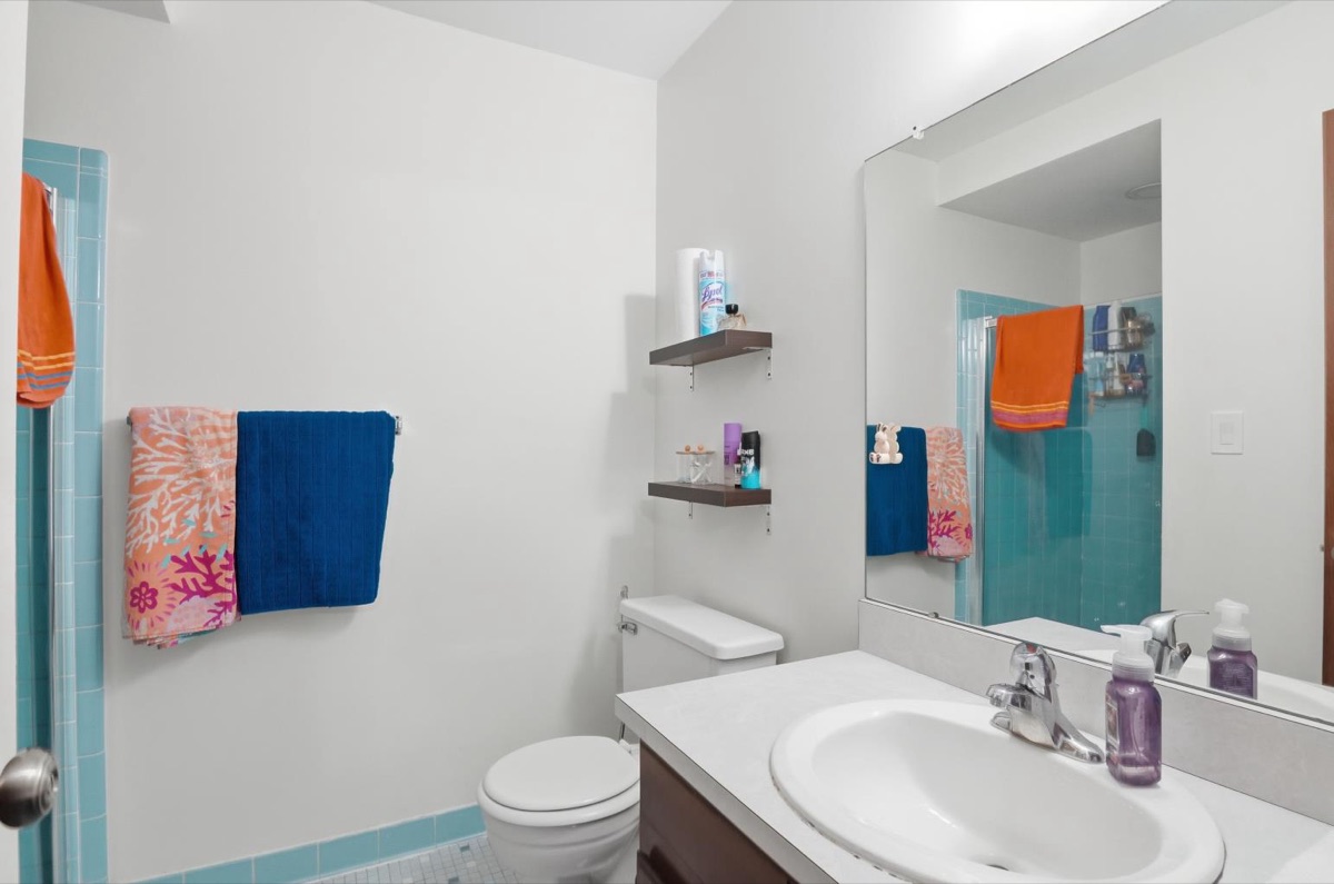 Listing photo 33 — Livonia, MI
