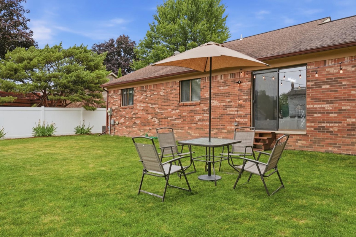 Listing photo 43 — Livonia, MI