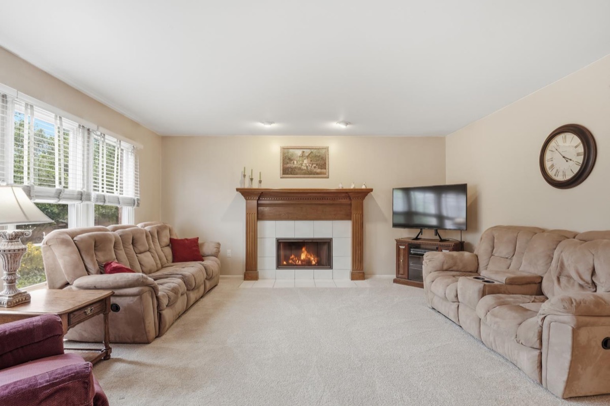 Listing photo 37 — Livonia, MI