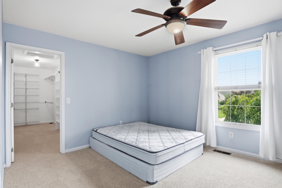 Listing photo 49 — Livonia, MI
