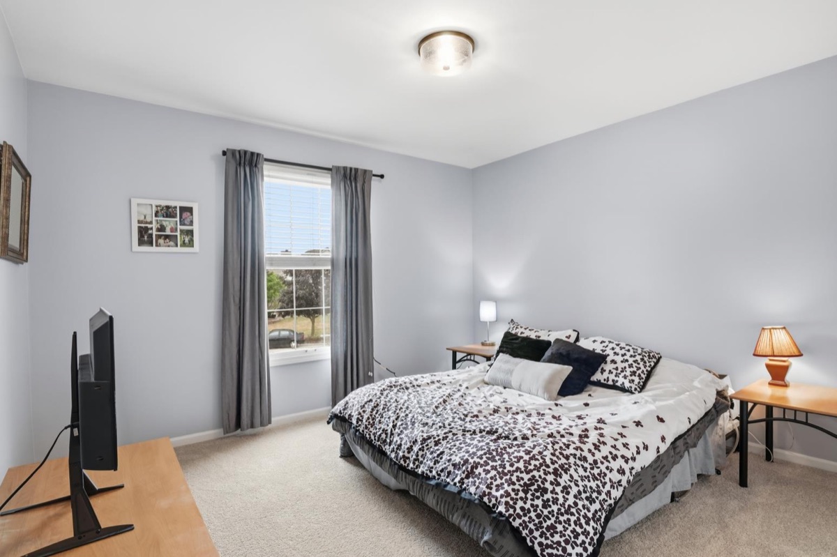 Listing photo 52 — Livonia, MI