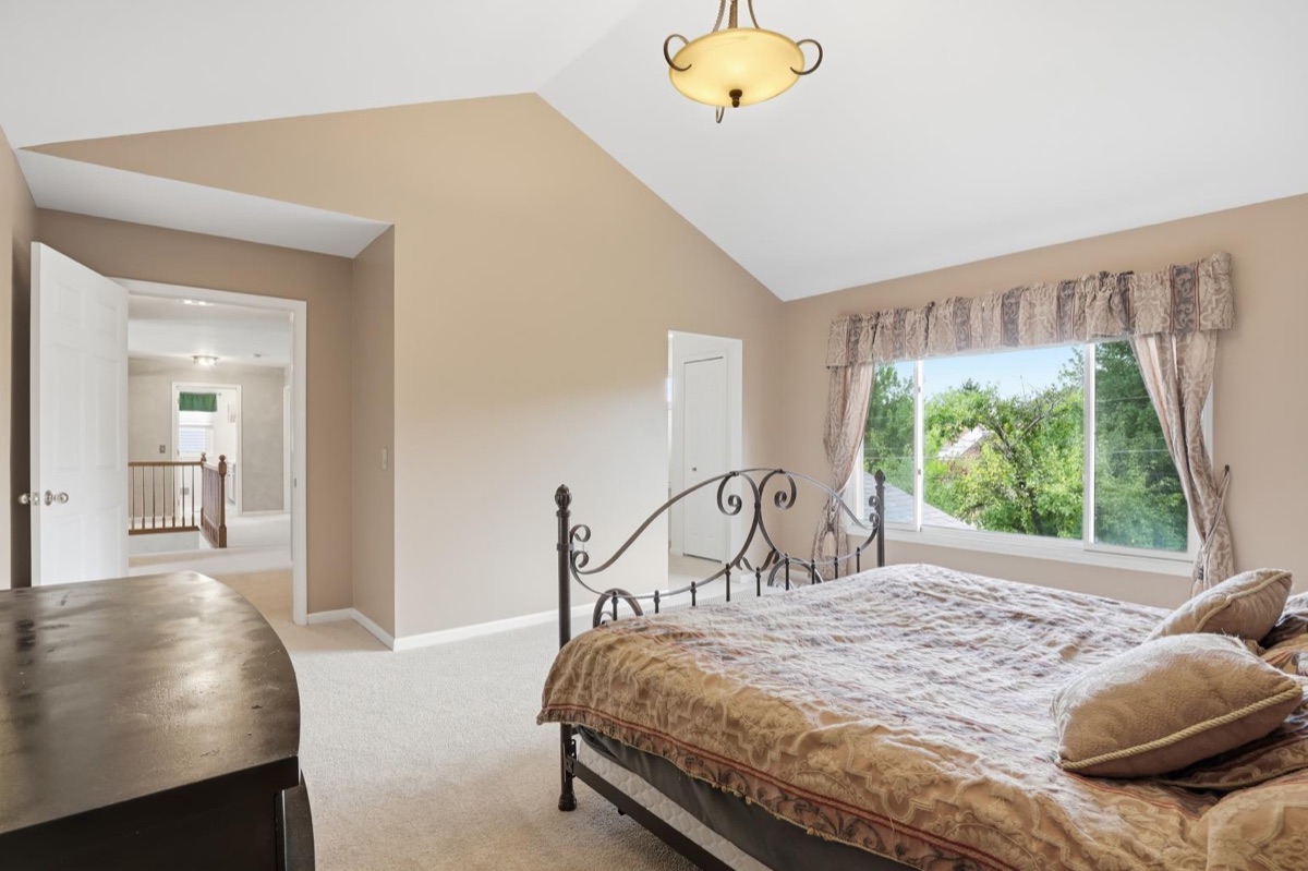 Listing photo 59 — Livonia, MI