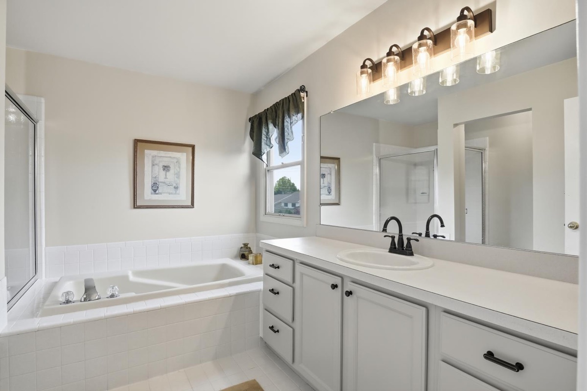 Listing photo 62 — Livonia, MI