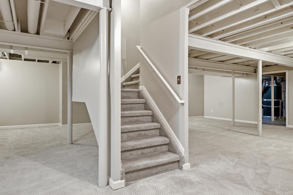 Listing photo 64 — Livonia, MI