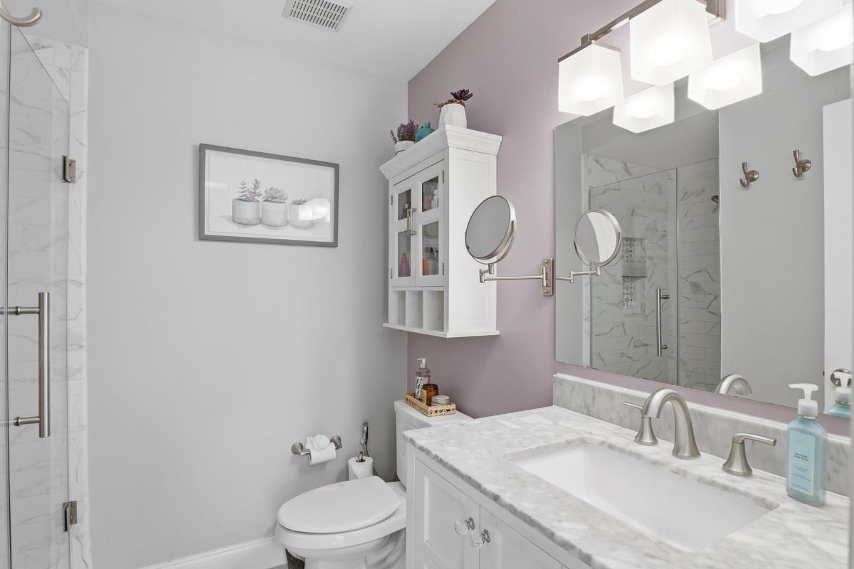 Listing photo 40 — Livonia, MI