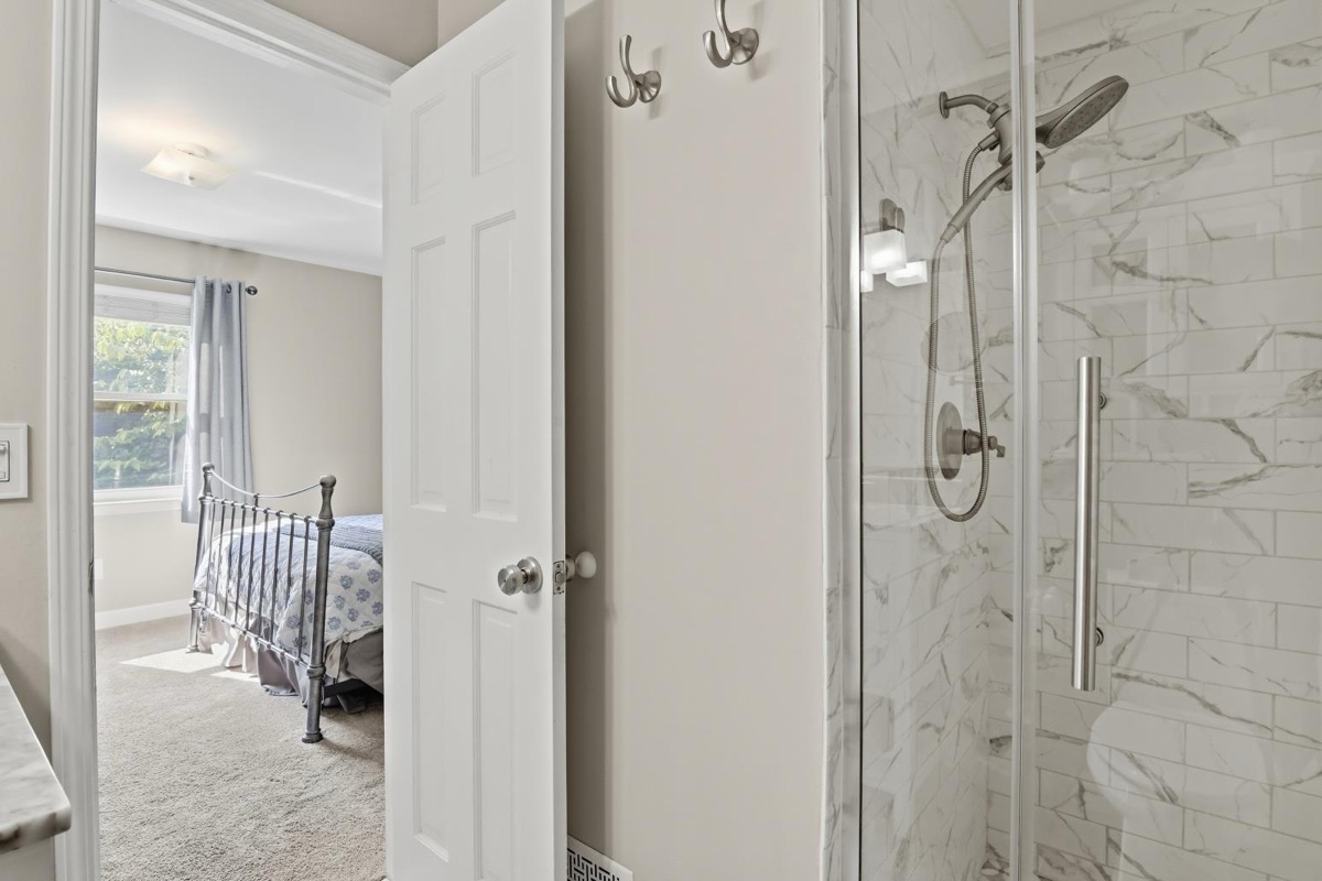 Listing photo 42 — Livonia, MI