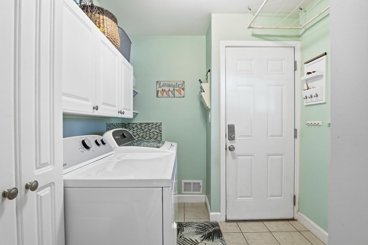 Listing photo 43 — Livonia, MI