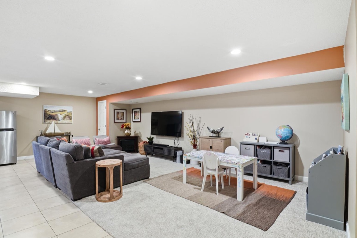 Listing photo 47 — Livonia, MI