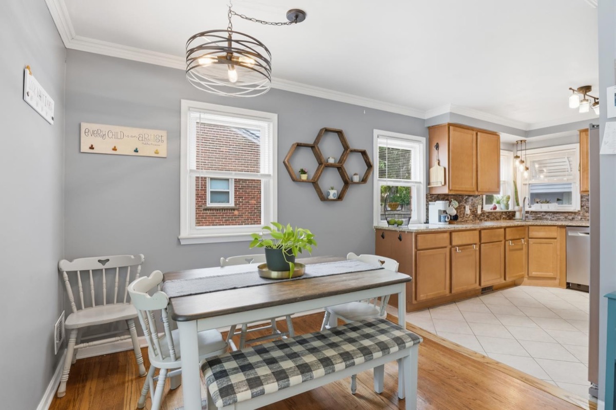 Listing photo 12 — Livonia, MI