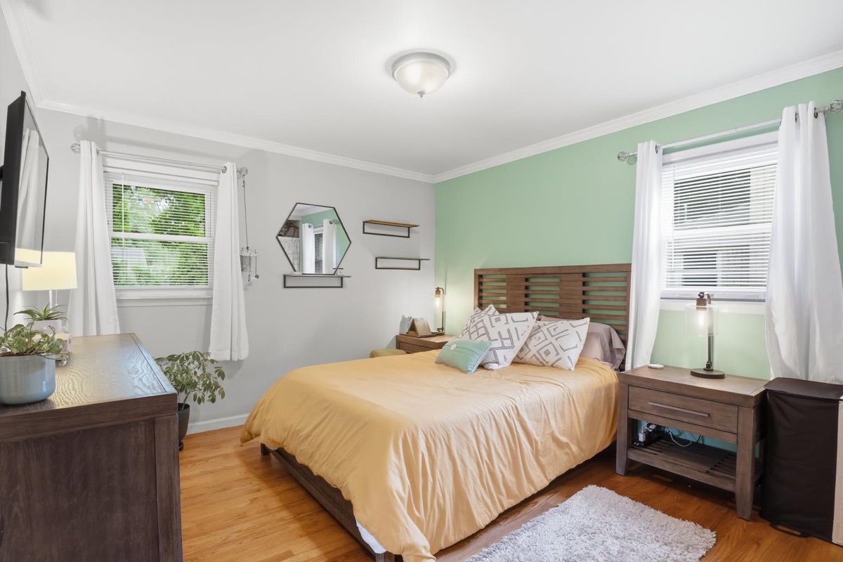 Listing photo 22 — Livonia, MI