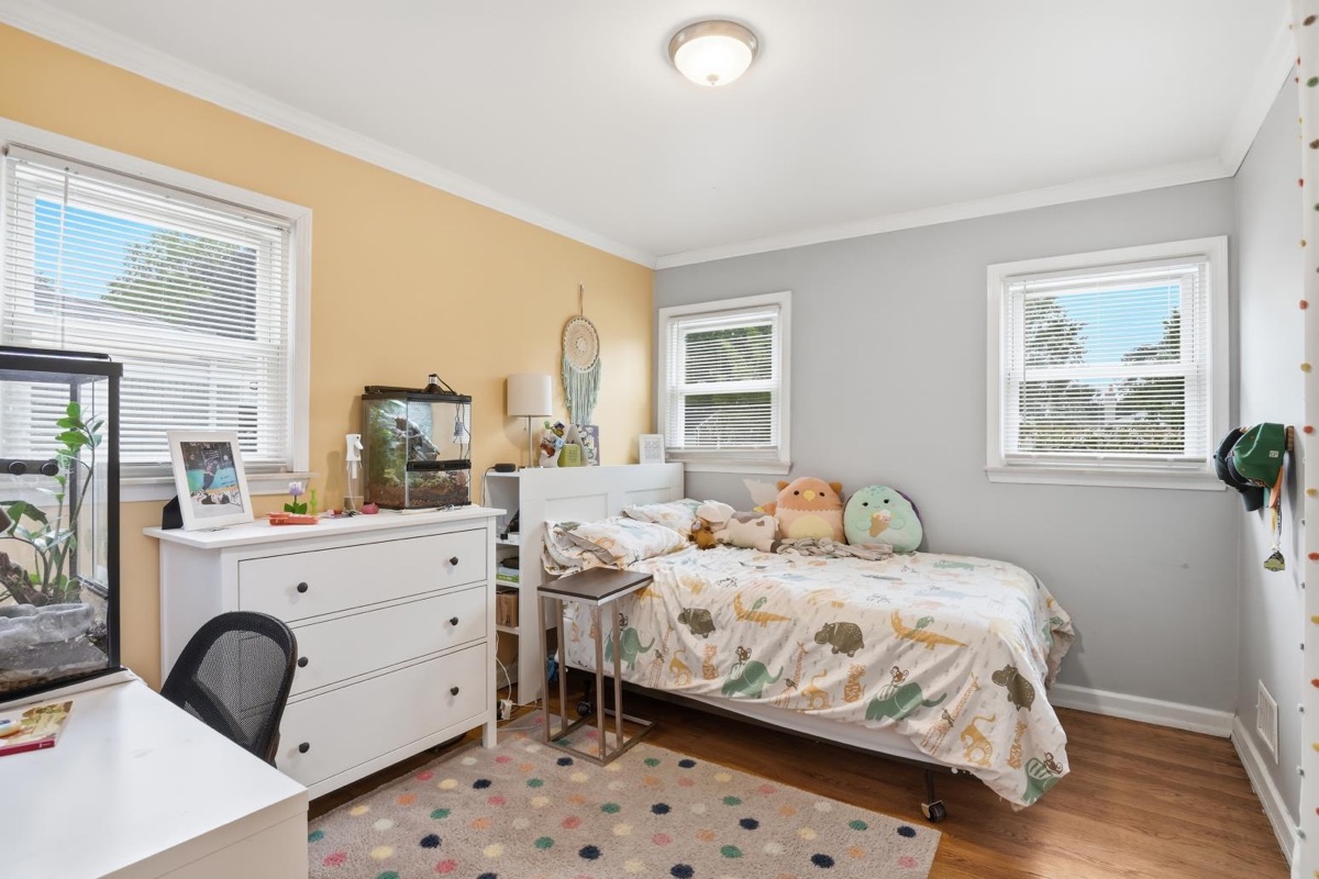 Listing photo 24 — Livonia, MI