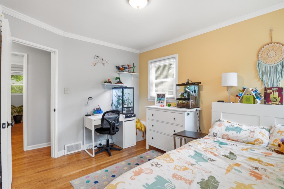 Listing photo 25 — Livonia, MI