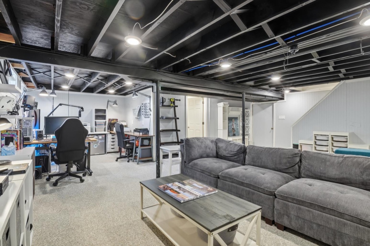Listing photo 31 — Livonia, MI