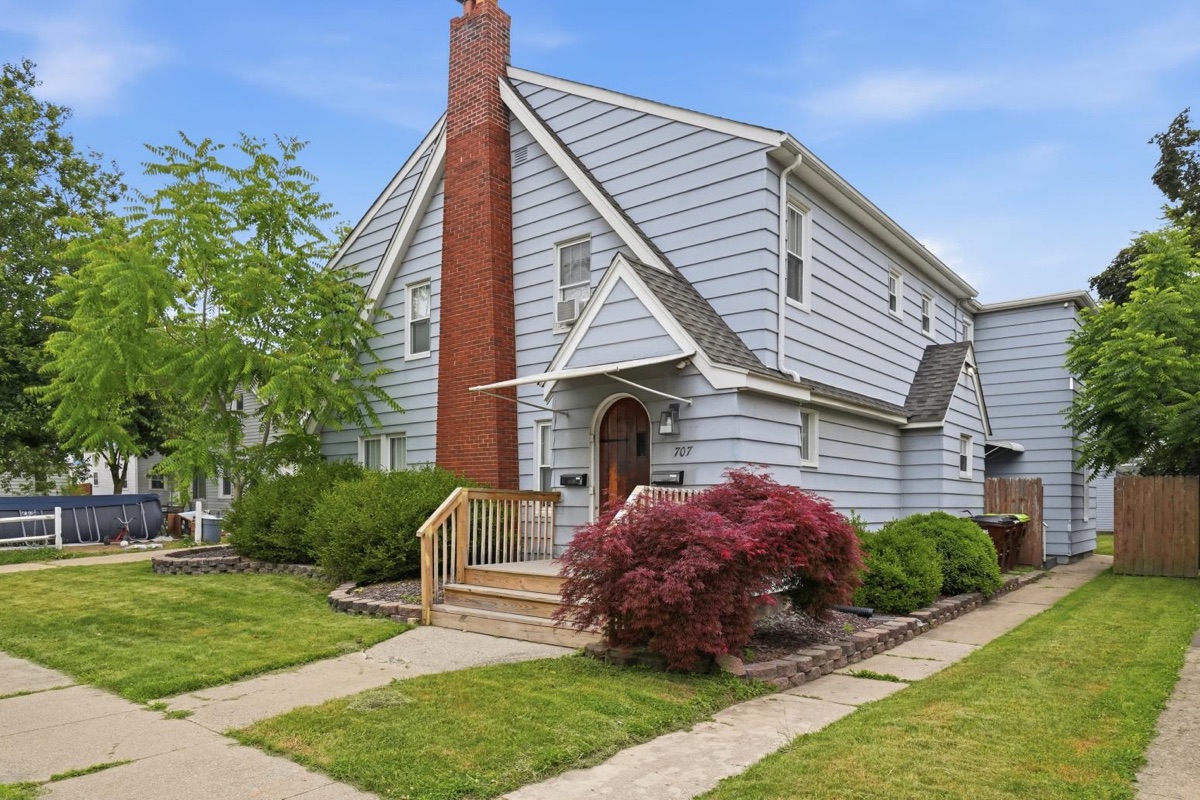 Listing photo 3 — Monroe, MI