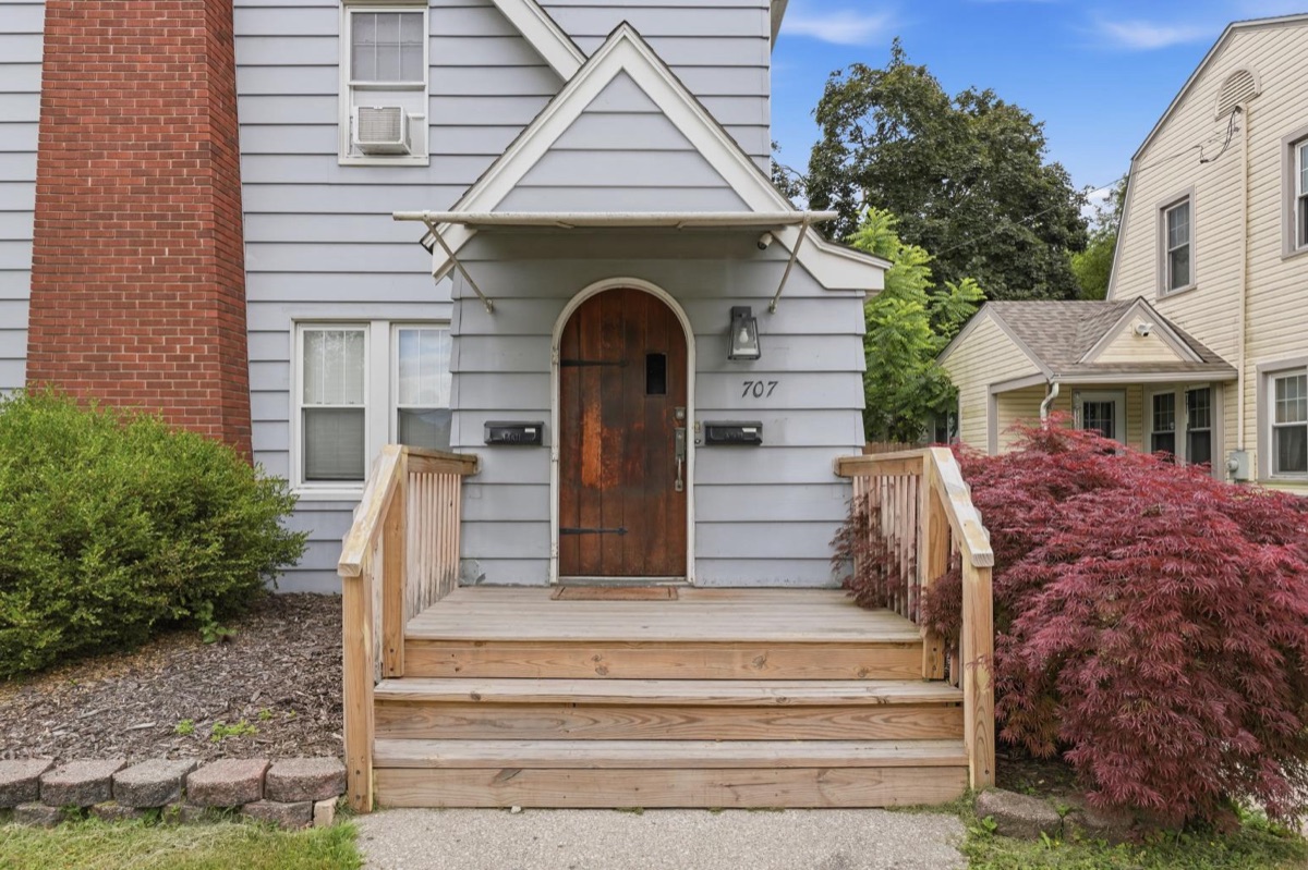 Listing photo 5 — Monroe, MI
