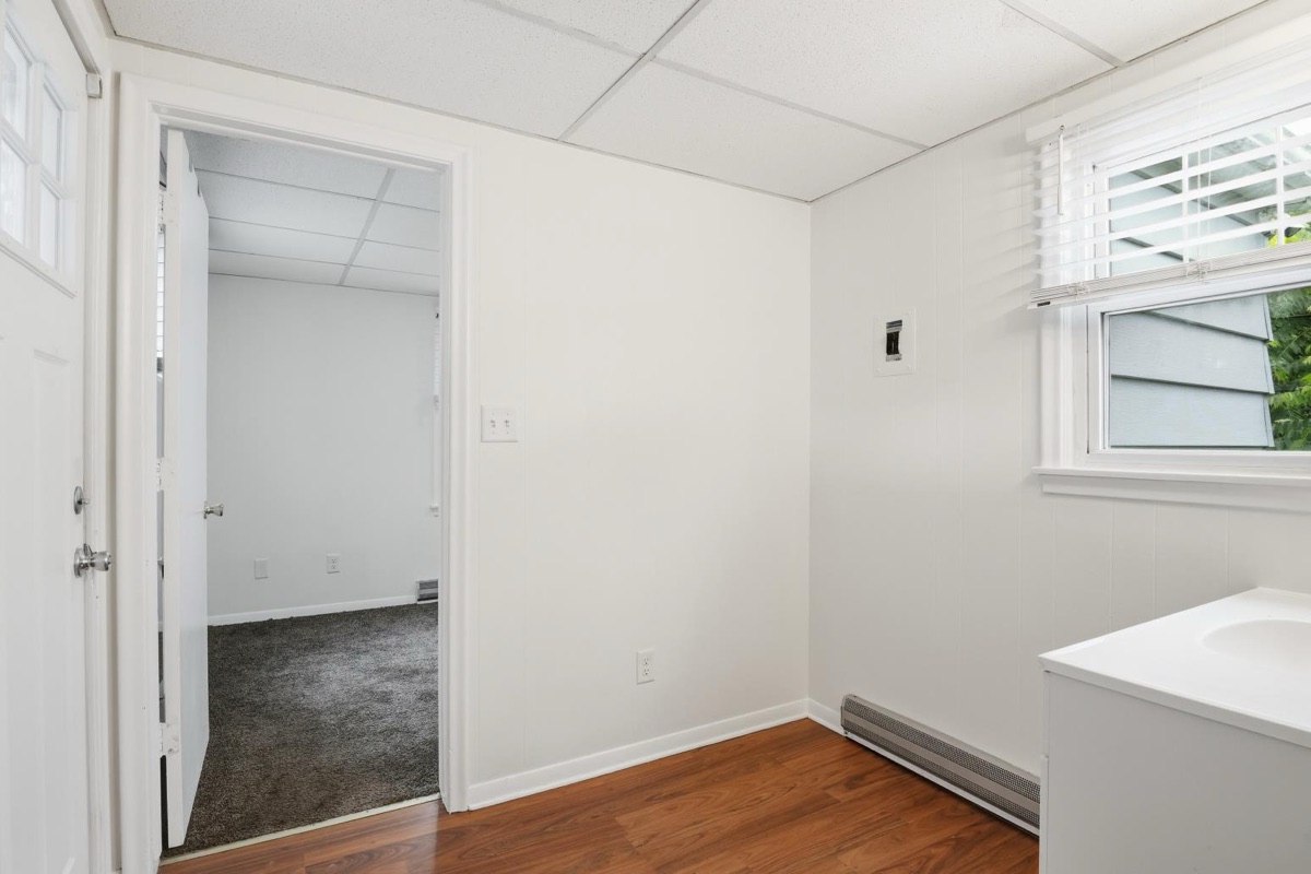 Listing photo 10 — Monroe, MI