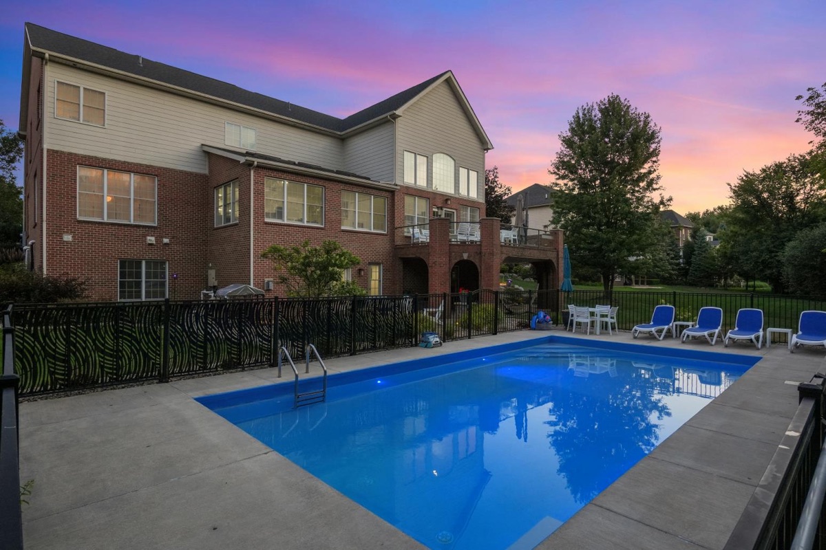 Twilight photo — Northville, MI