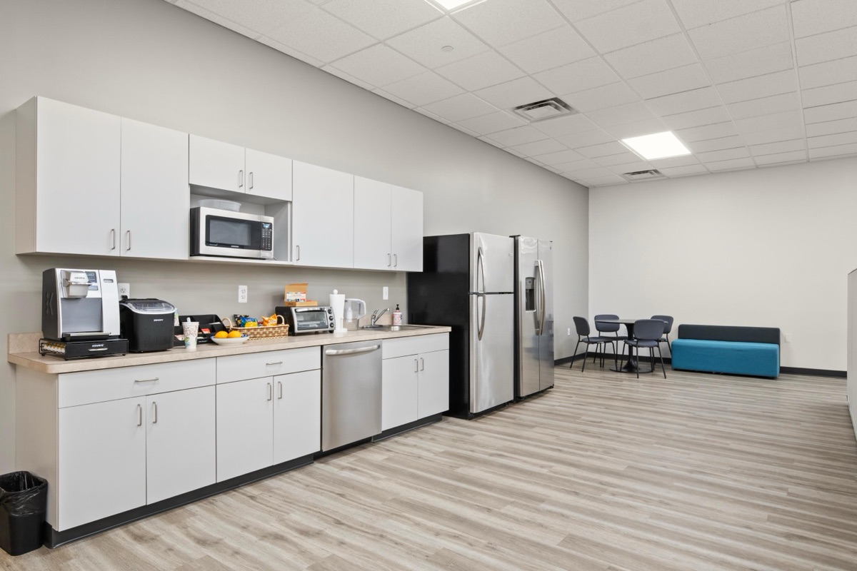 Listing photo 6 — Novi, MI