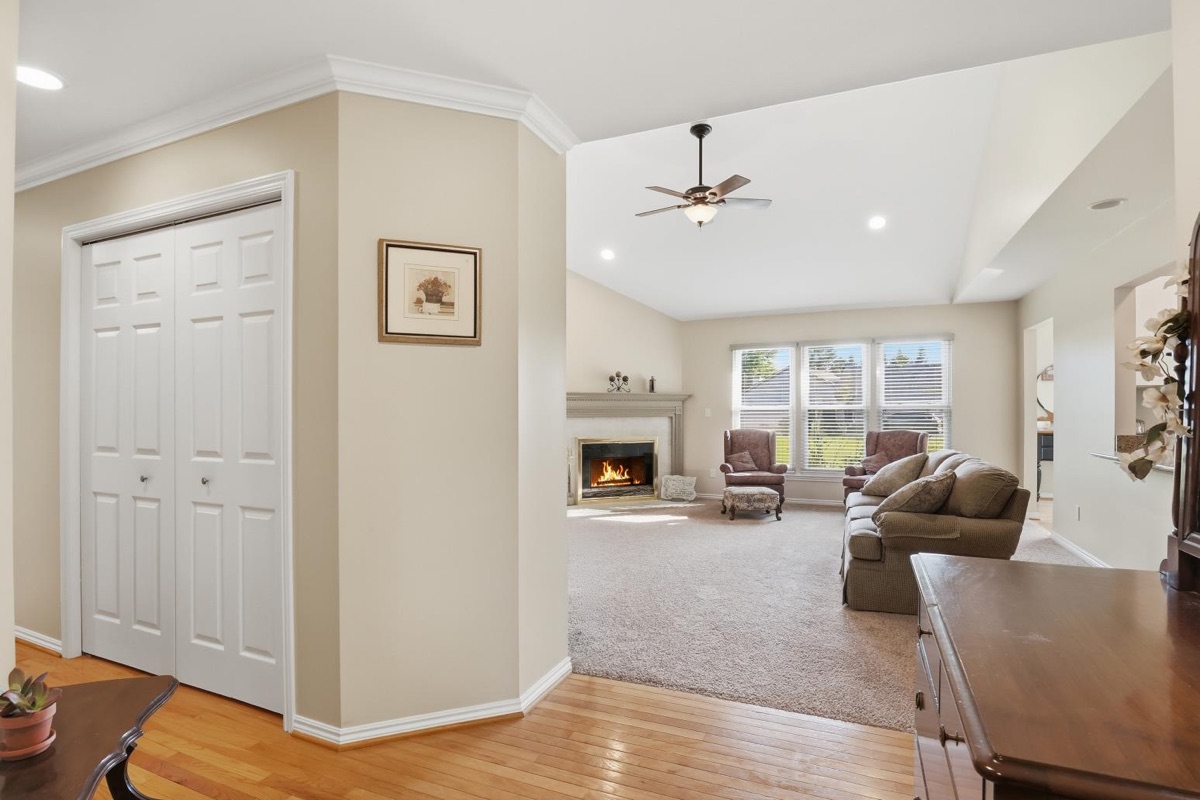 Listing photo 7 — South Lyon, MI