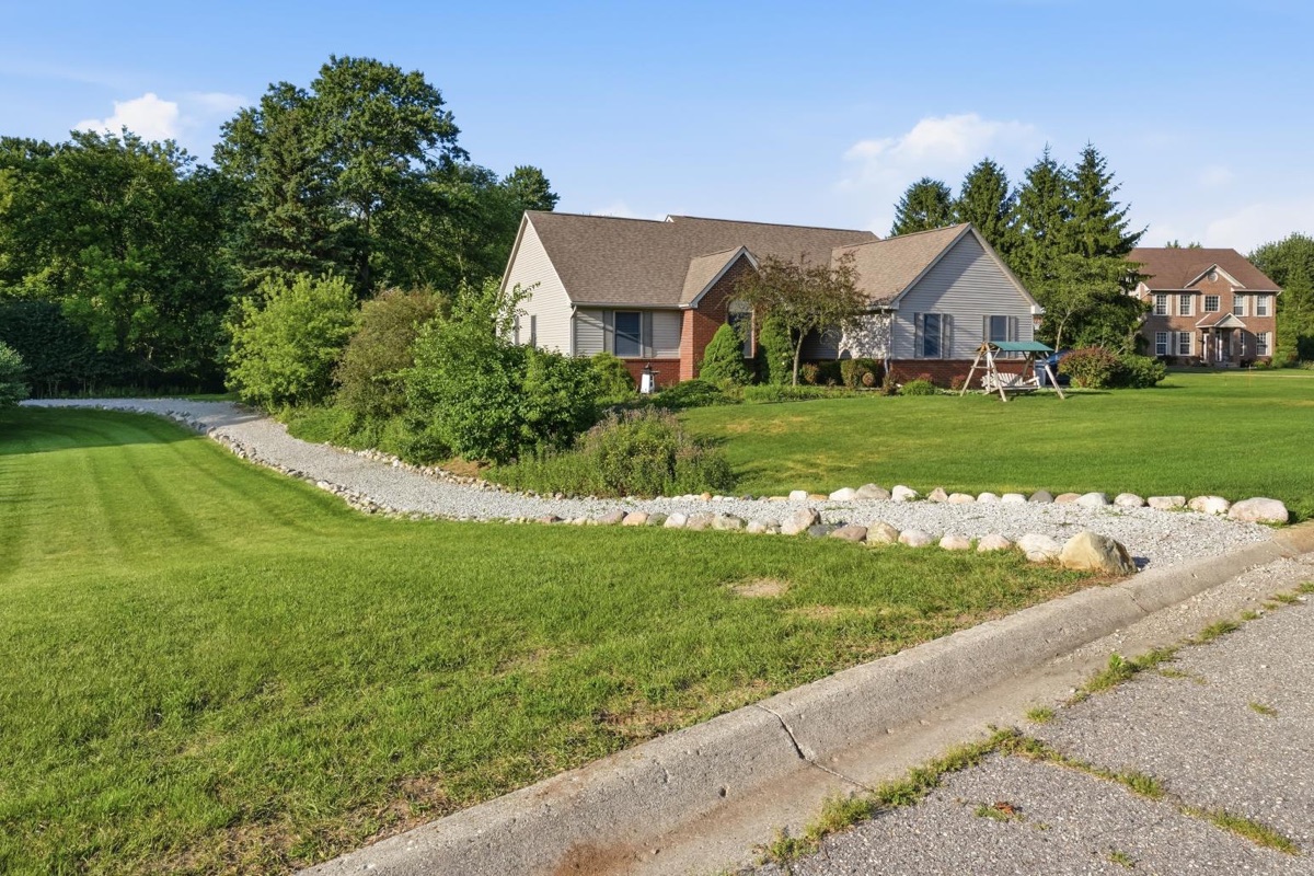 Listing photo 60 — South Lyon, MI