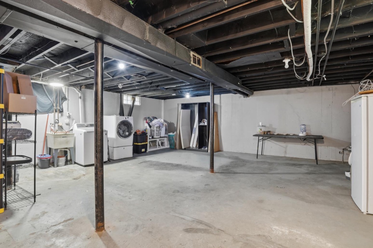 Listing photo 28 — Taylor, MI