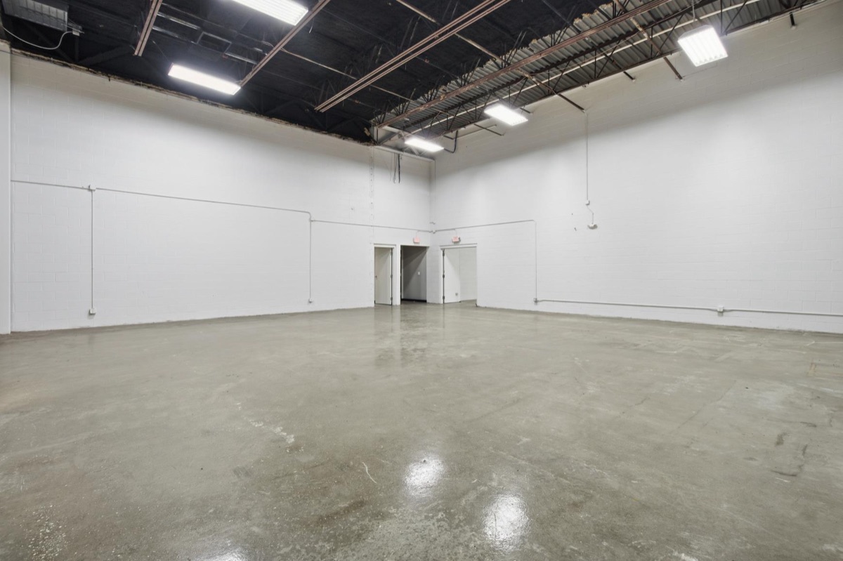 Listing photo 30 — Troy, MI
