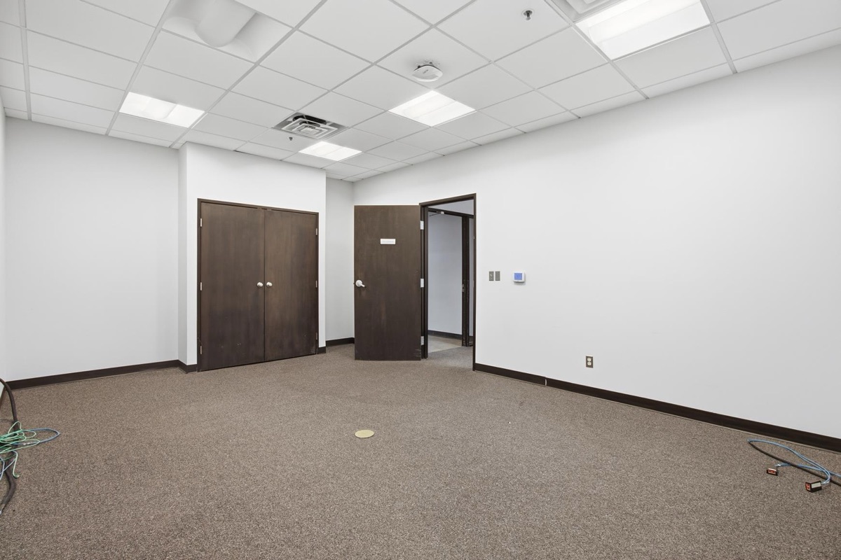 Listing photo 40 — Troy, MI