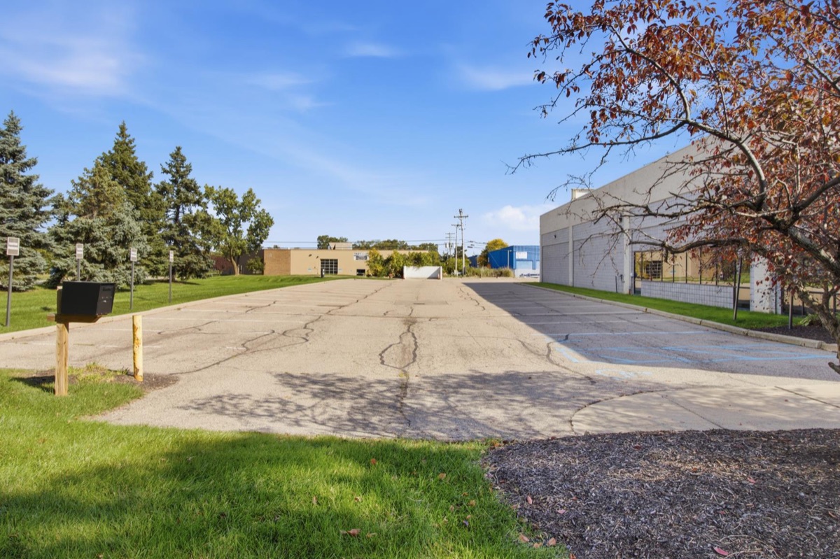 Listing photo 57 — Troy, MI
