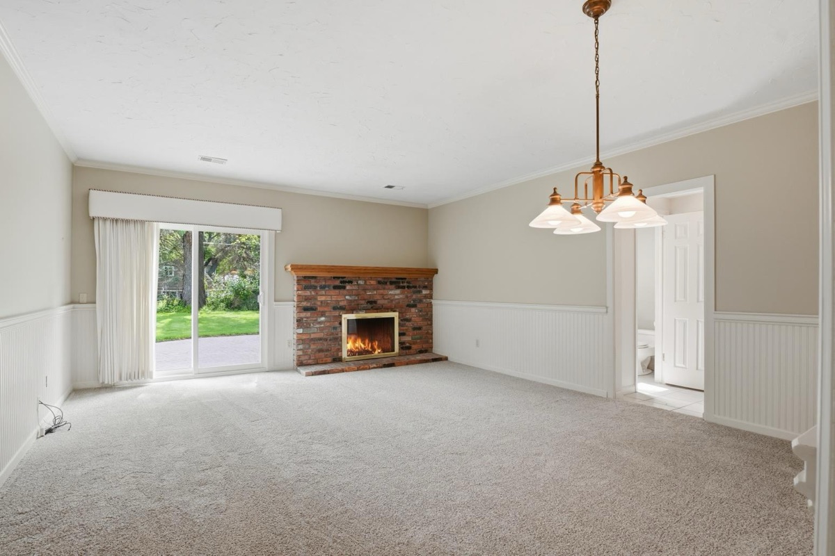 Listing photo 12 — Waterford Township, MI