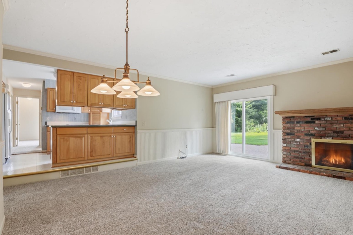 Listing photo 15 — Waterford Township, MI