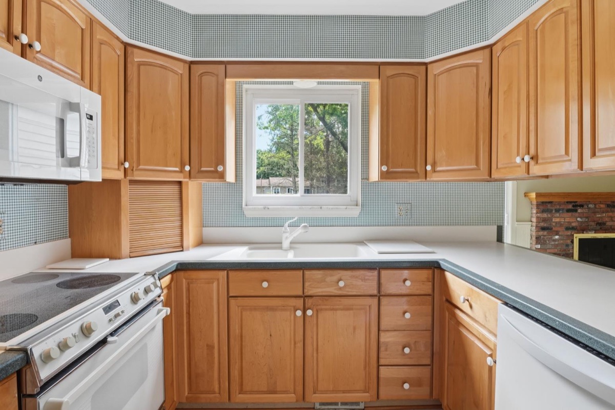 Listing photo 18 — Waterford Township, MI