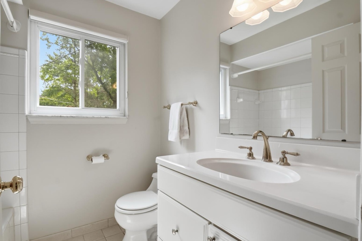 Listing photo 27 — Waterford Township, MI