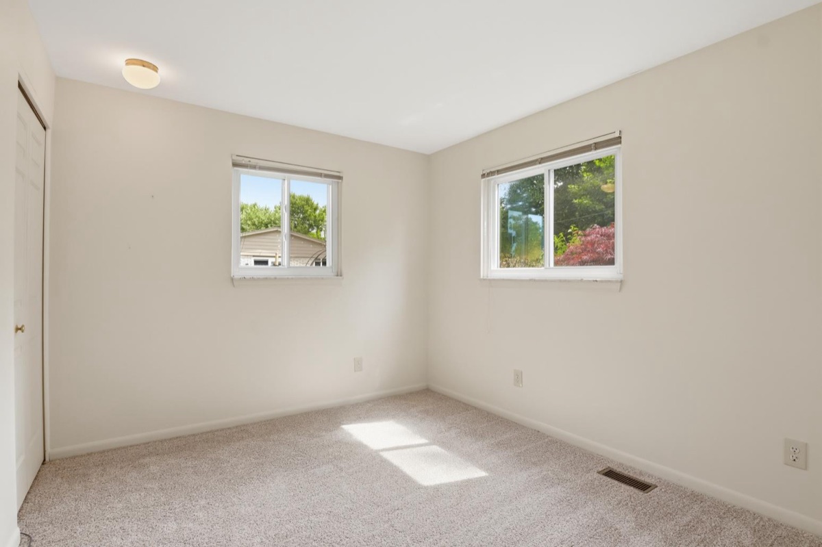 Listing photo 31 — Waterford Township, MI