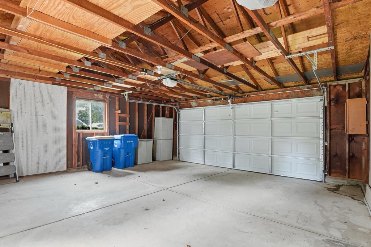 Listing photo 35 — Waterford Township, MI