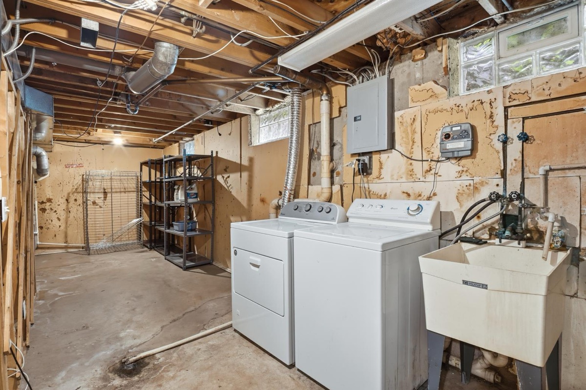 Listing photo 40 — Waterford Township, MI