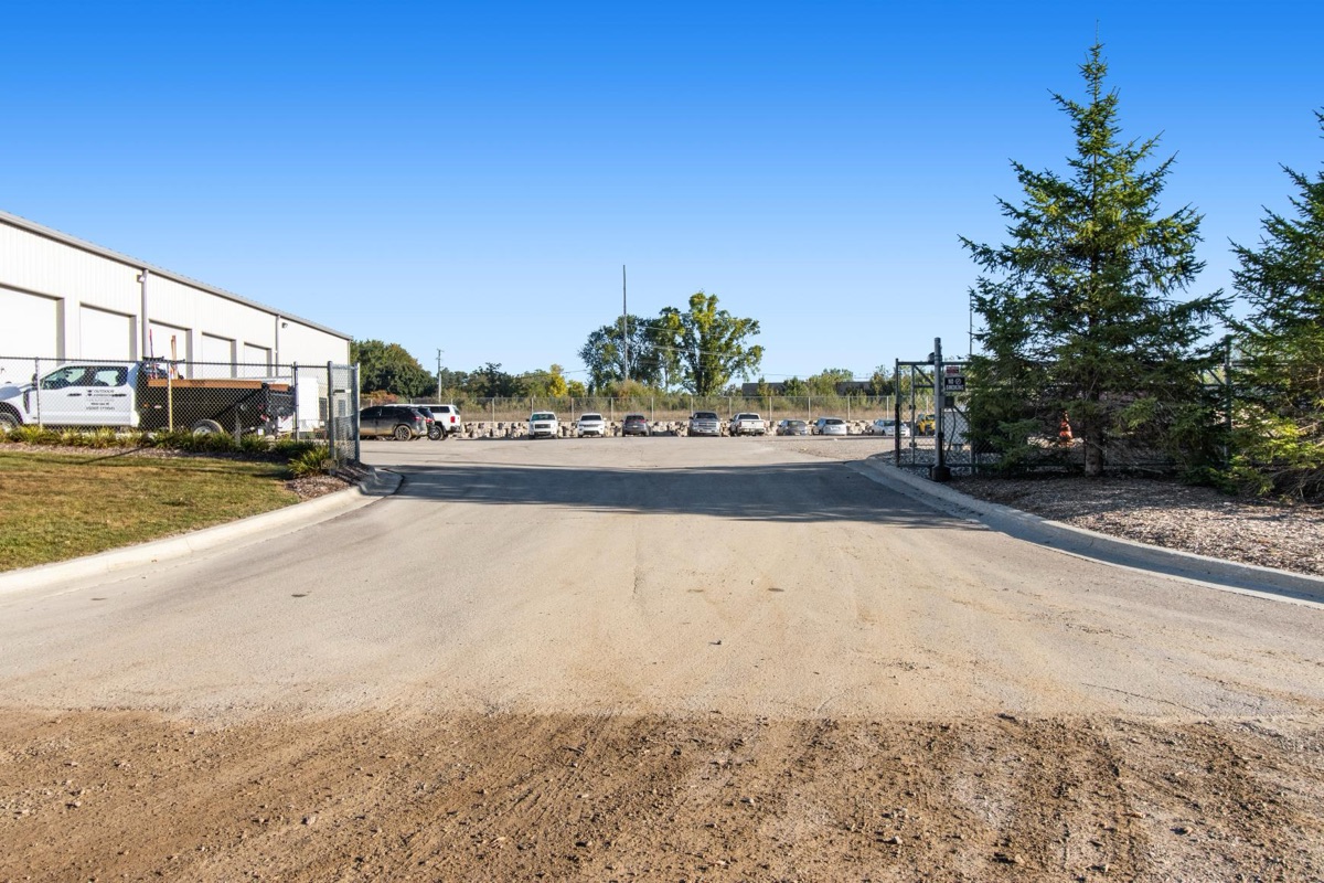 Listing photo 3 — White Lake, MI