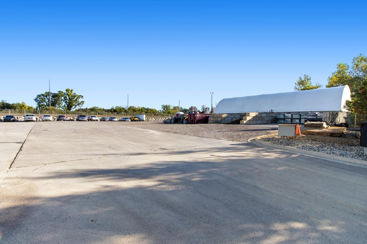 Listing photo 6 — White Lake, MI