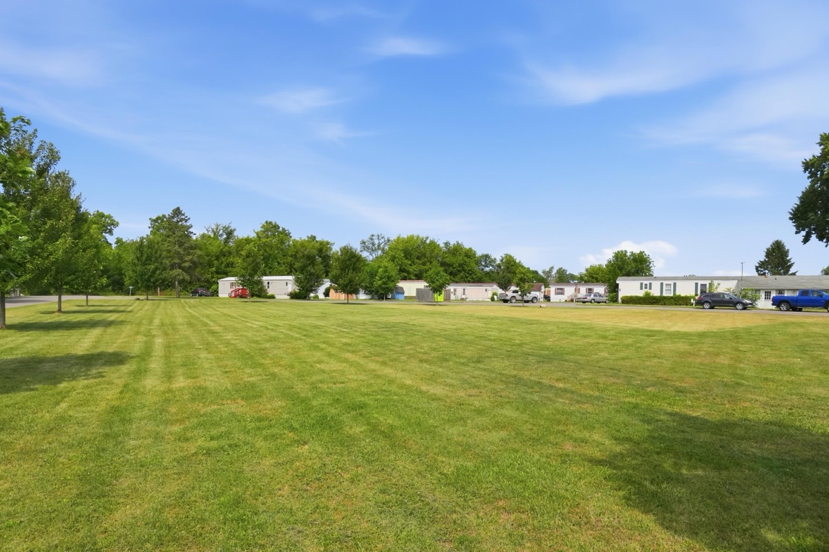 Listing photo 2 — Whitmore Lake, MI