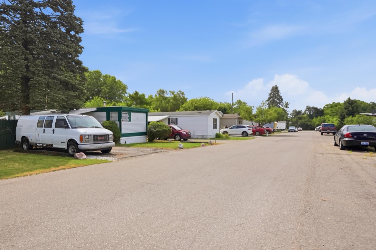Listing photo 5 — Whitmore Lake, MI