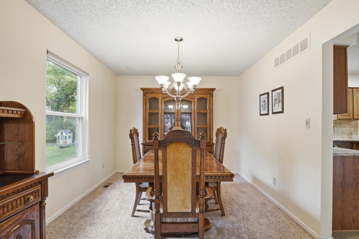 Listing photo 11 — Wixom, MI